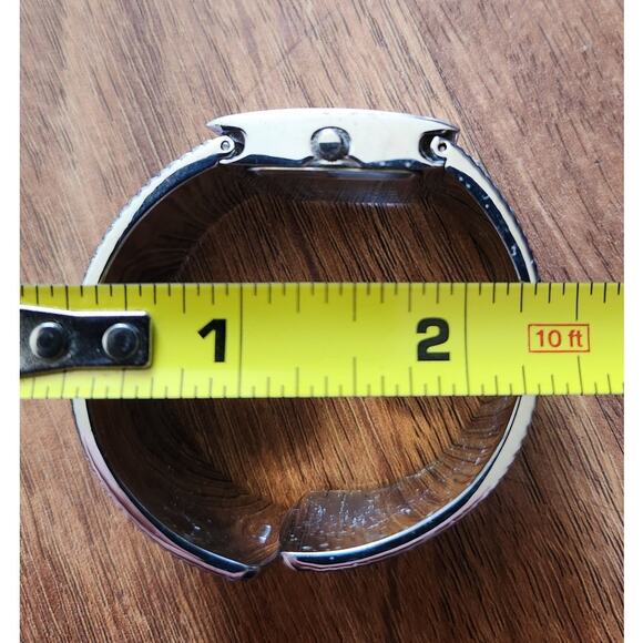 P.O.V vintage faux sapphire blue accents ladies analog wristwatch untested - Picture 5 of 5